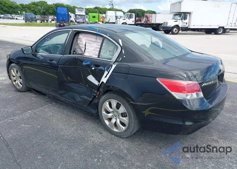 2010 Honda Accord 2.4 Ex z USA, uszkodzony, nr VIN 1HGCP2F77AA180728